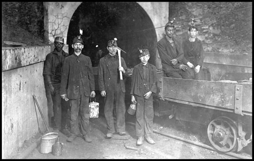 Mine Main Entrance - Gary West Virginia - 1908